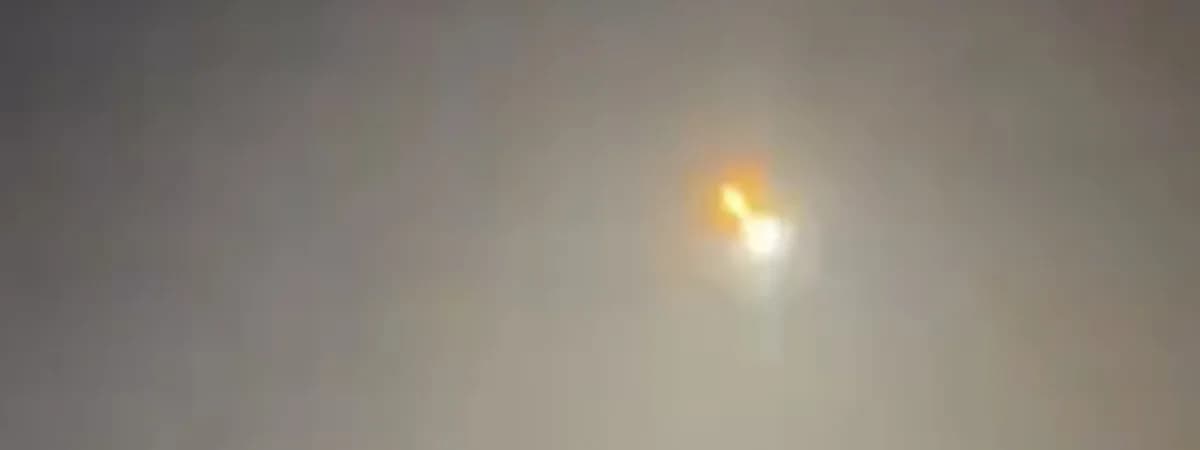 Над Землей пролетел астероид и упал в Якутии