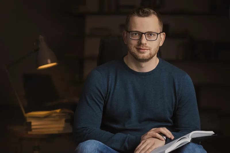 Психолог Адотик Владимир