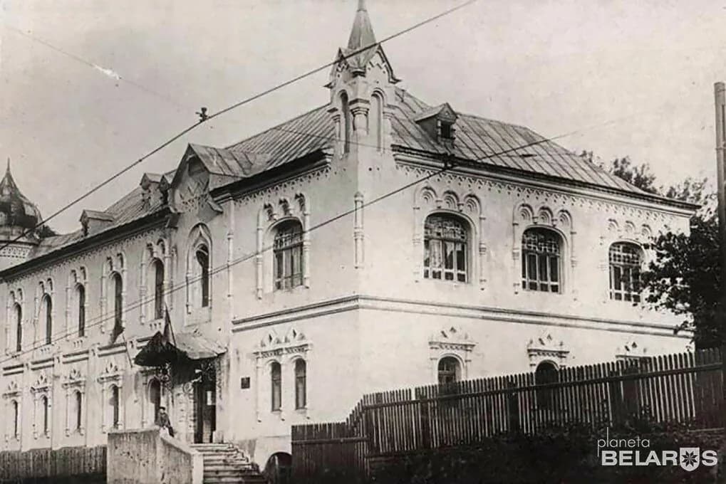 Юбилейный дом — фото 3