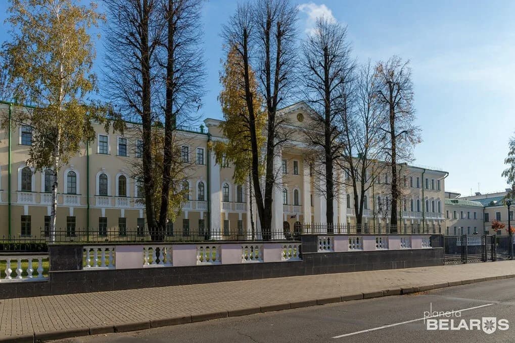 Здание Следственного комитета Беларуси — фото 4