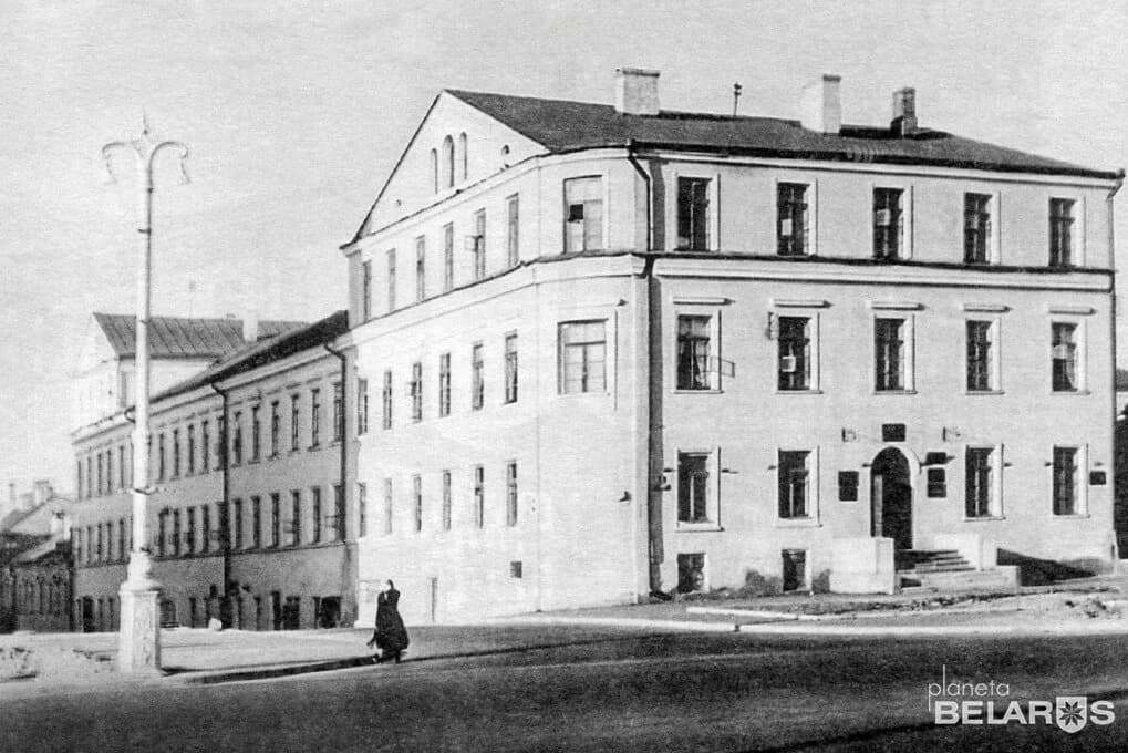 Бывшее мужское духовное училище — фото 4
