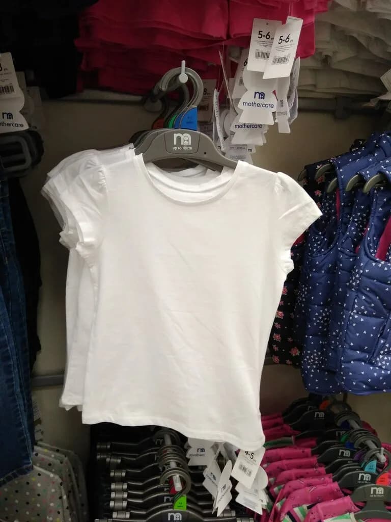Магазин детской одежды «Mothercare & Next & Benetton (Мазэкеа Некст Бенетон)» — фото 6