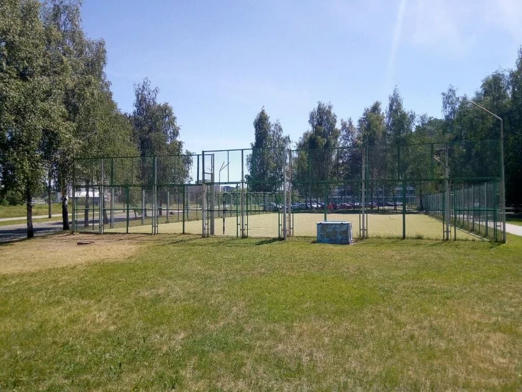 Футбольная площадка — фото 2