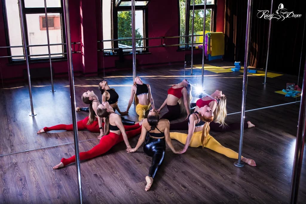 Студия танца «Roxy Dance (Рокси Дэнс)»