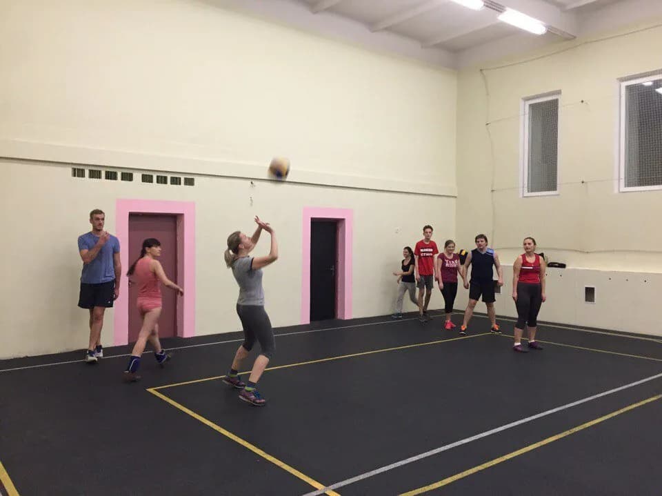 StartVolley