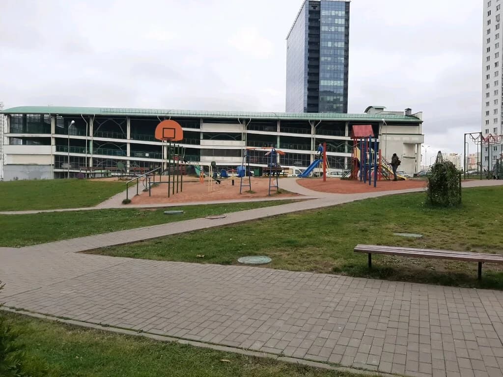 Спортплощадка, воркаут