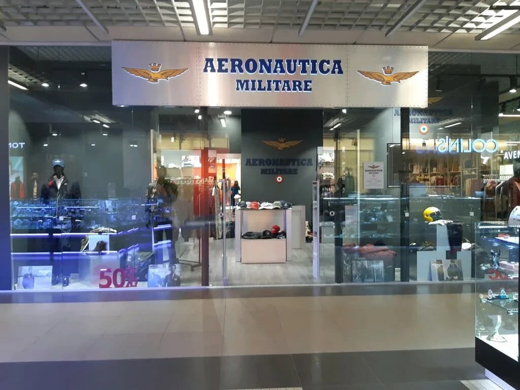 Магазины одежды «Aeronautica Militare»