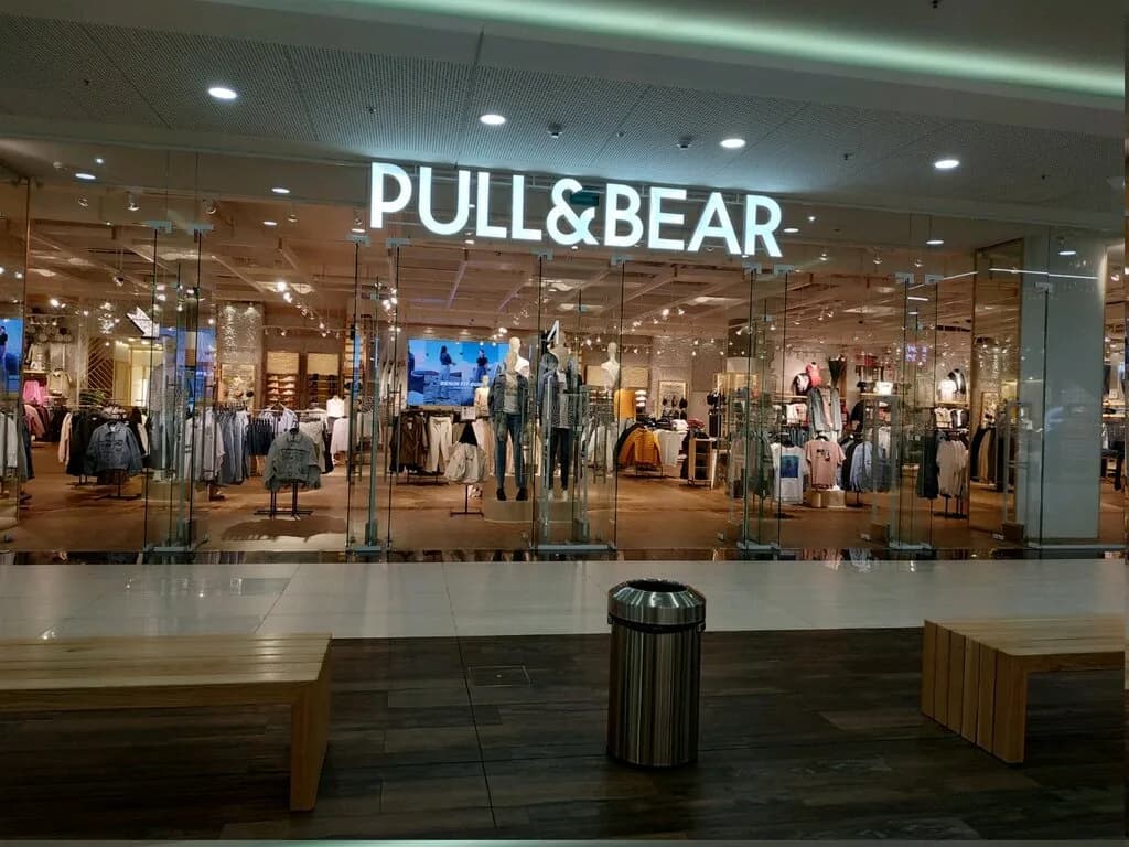Магазин одежды «Pull&Bear (Пул энд Беа)» — фото 2