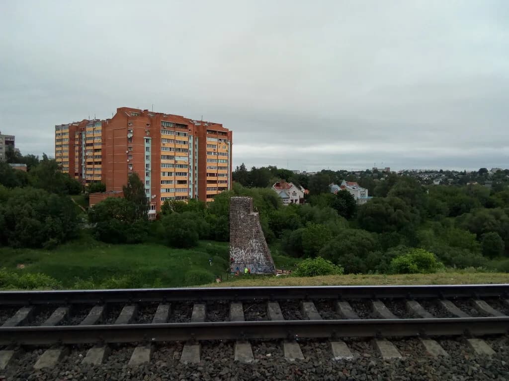 Руины железнодорожного моста начала XX века — фото 3