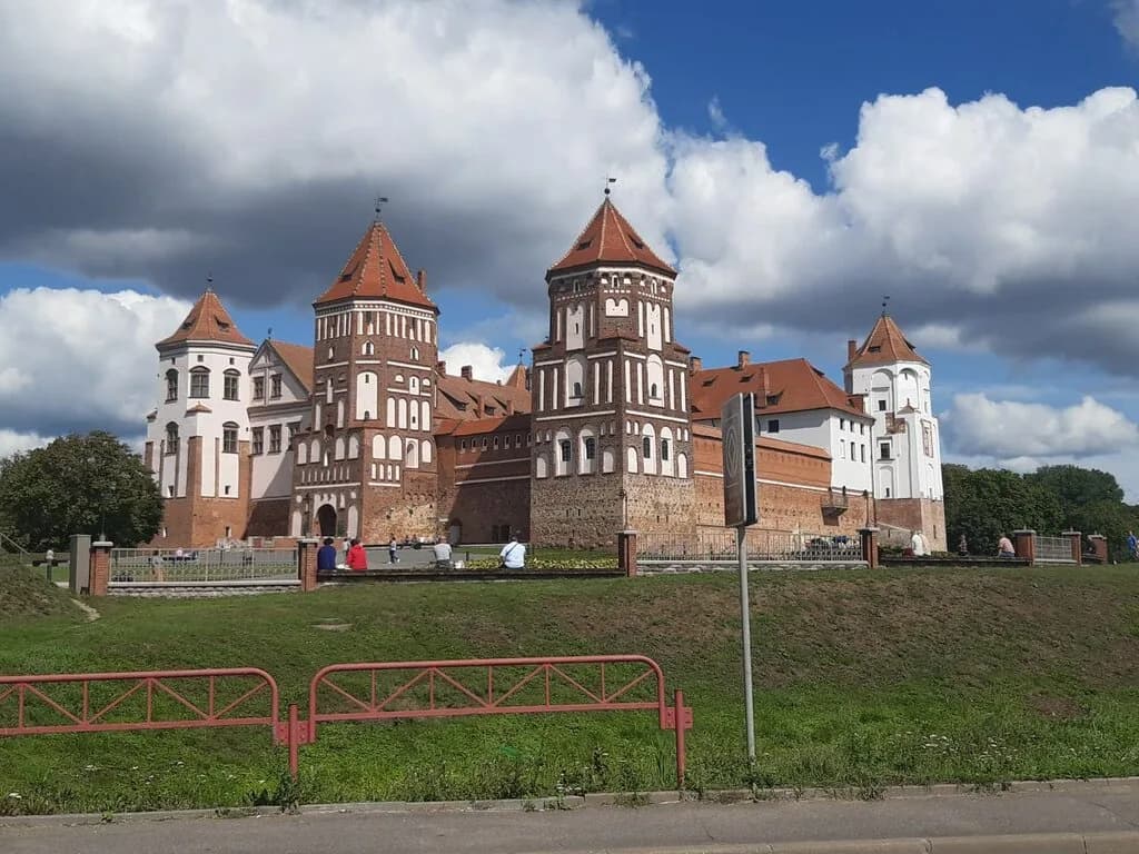 Сателит Тревел. Оздоровление в санаториях Беларуси и за её пределами