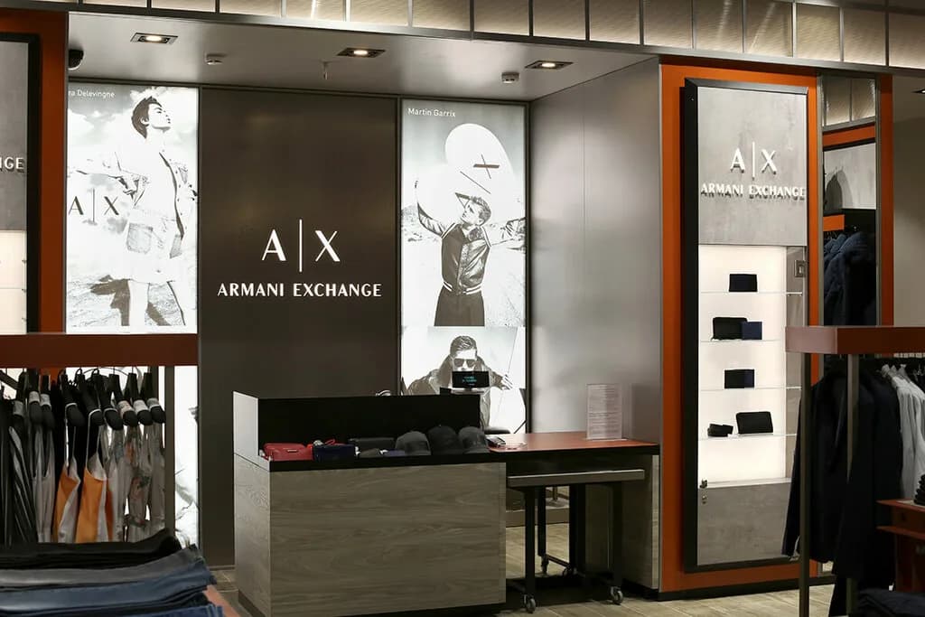 Магазин одежды «Armani Exchange (Армани Эксченж)» — фото 6