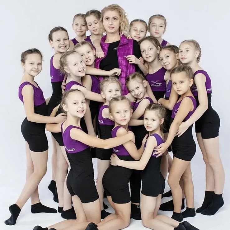 Менада