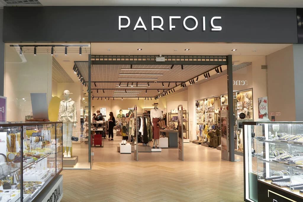 Магазин одежды и аксессуаров «Parfois (Парфуа)» — фото 2
