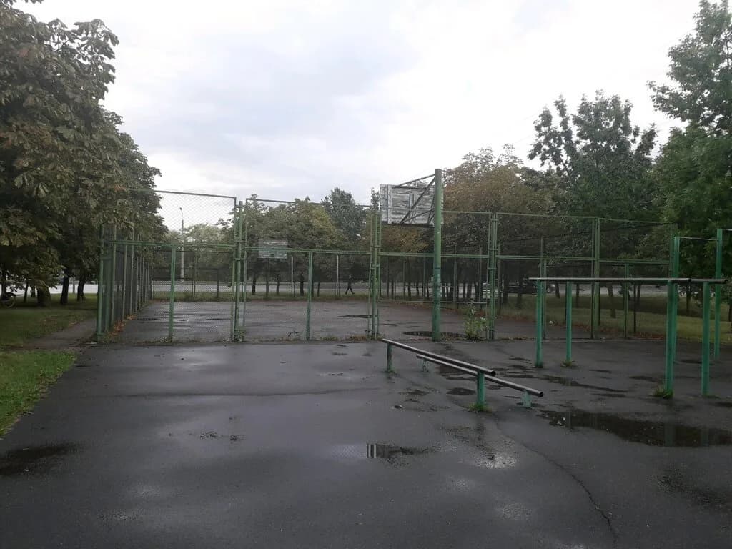 Баскетбольная площадка — фото 3