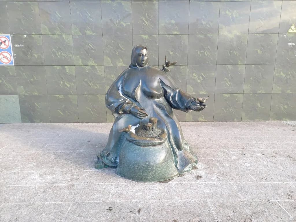 Торговка семечками — фото 6