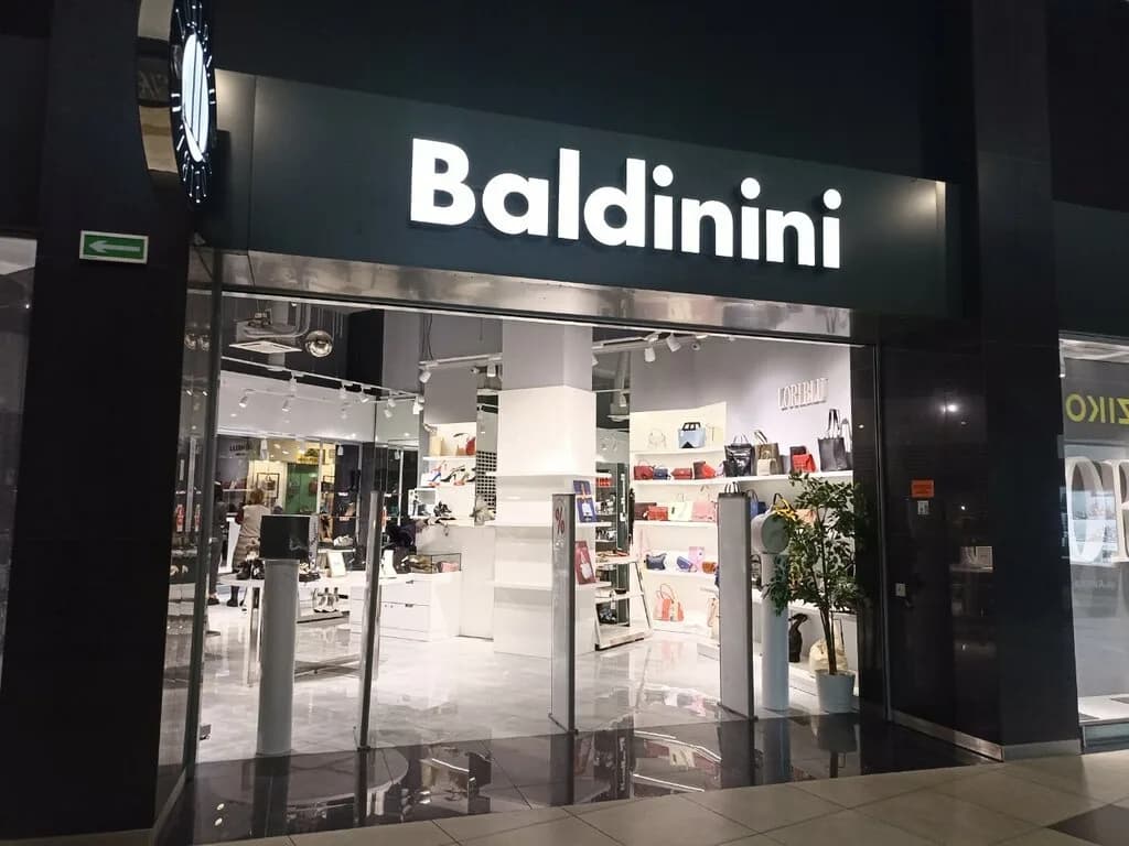 Салон обуви и аксессуаров «Baldinini (Балдинини)» — фото 2