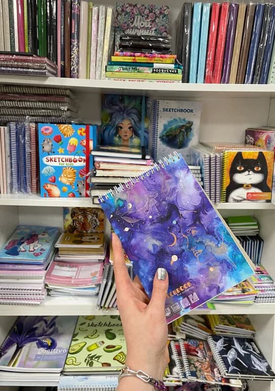 Книги, канцтовары — фото 3