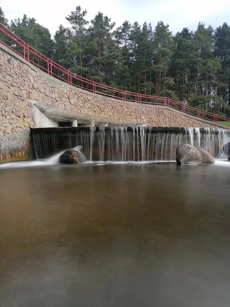 Искусственный водопад