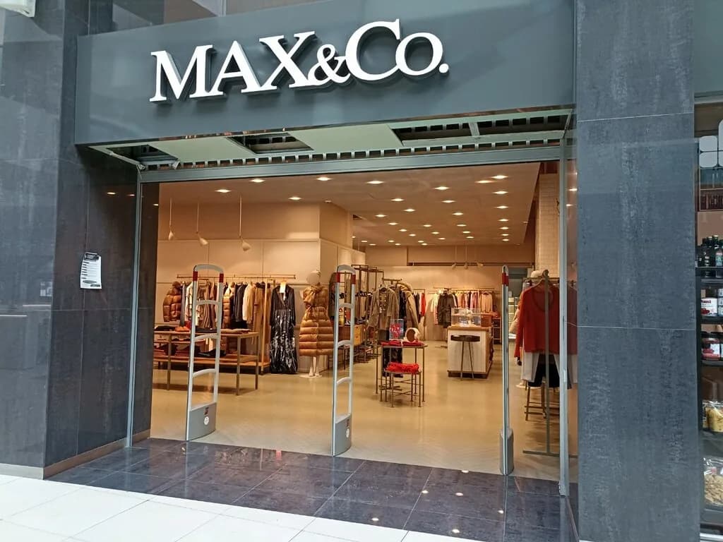 Магазин одежды «Max&Co (Макс&Ко)»