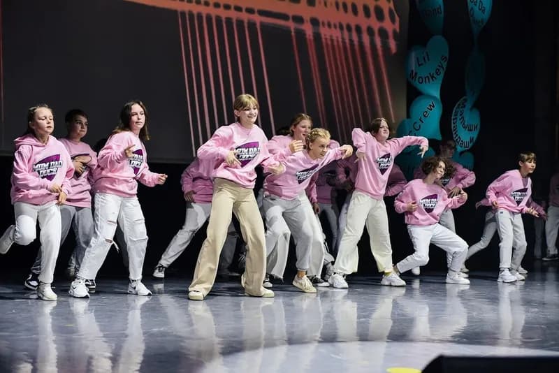 DanceUp-studio