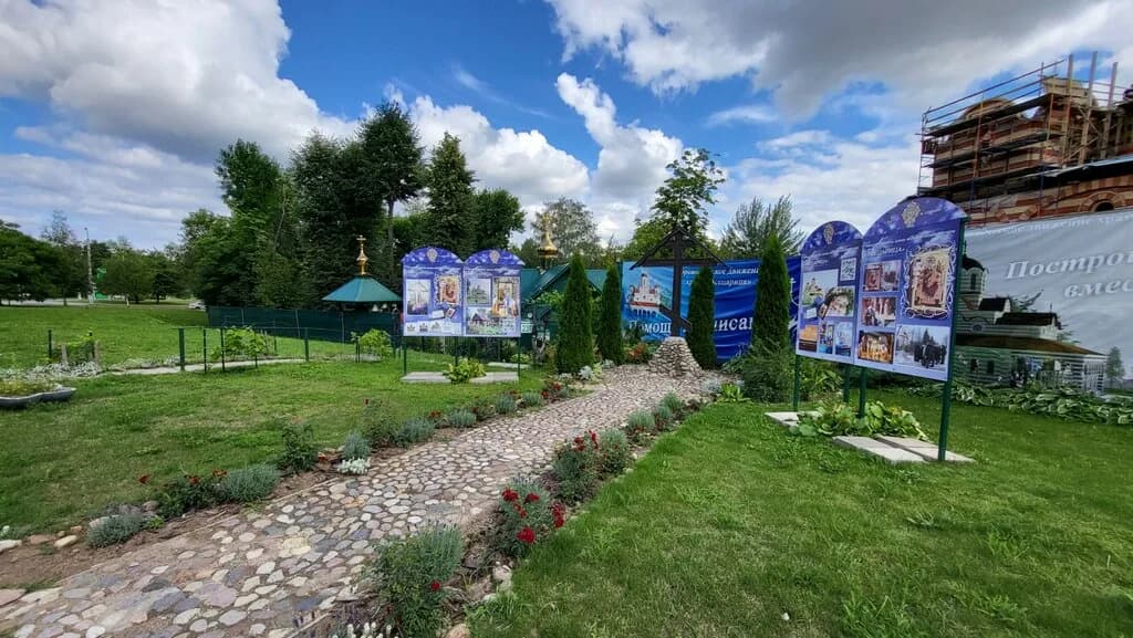 Храм в честь праведного страстотерпца Евгения Боткина — фото 3