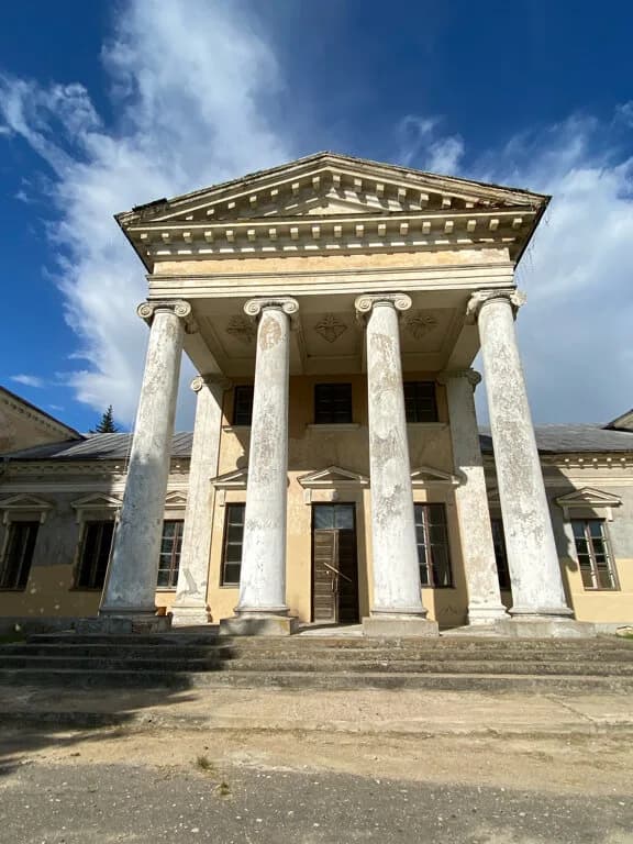 Дворцово-парковый комплекс Дворец Рдултовских