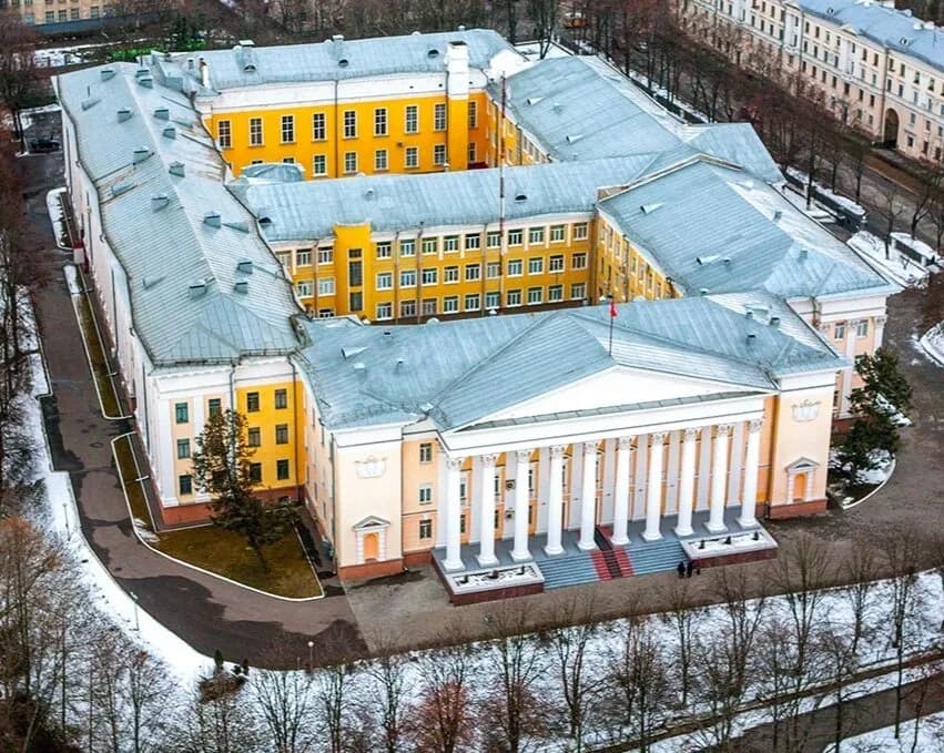 Здание Министерства обороны Беларуси — фото 4