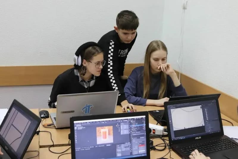 IT-образование для детей и подростков ITeen Academy (Айтин Академия)