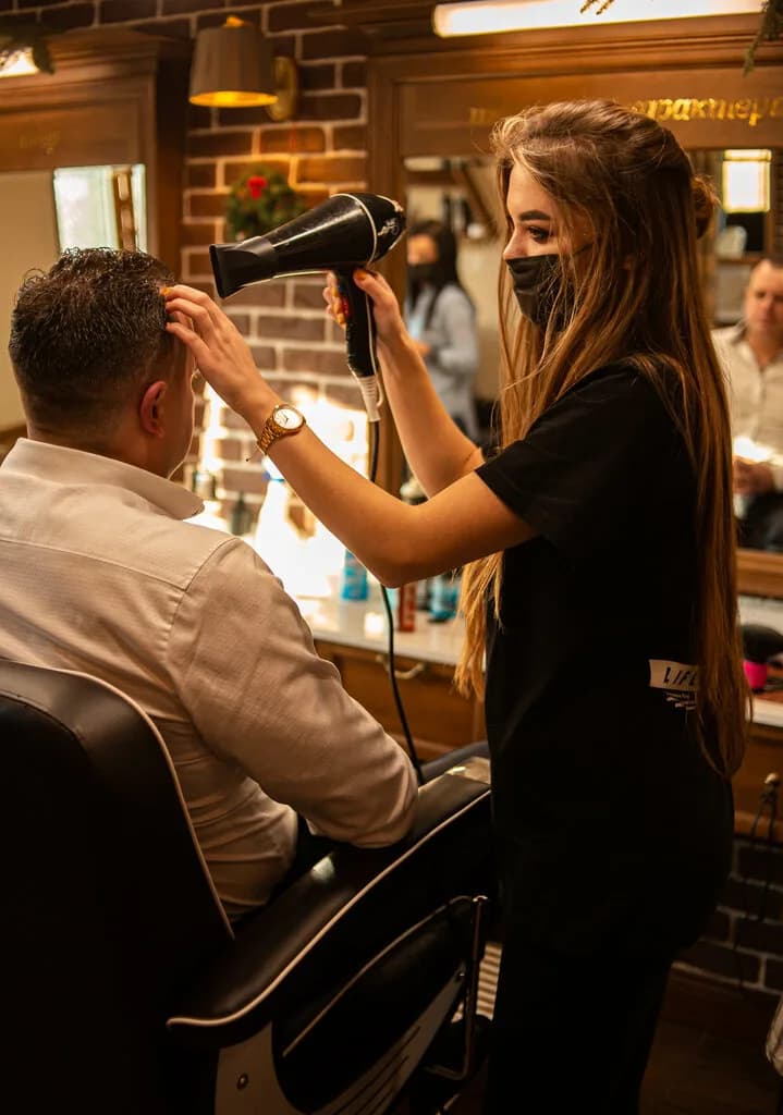 Мужской салон «BARRYMORE barbershop (Бэрримор барбершоп)» — фото 5