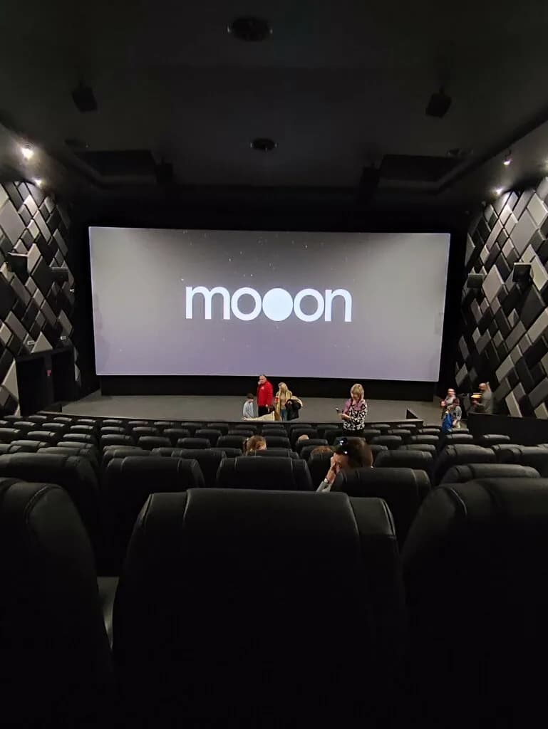 Кинопространство Mooon
