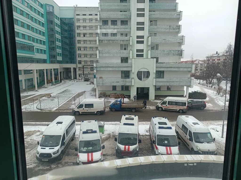 Городская клиническая больница № 4 имени Н.Е. Савченко, терапевтический корпус — фото 2