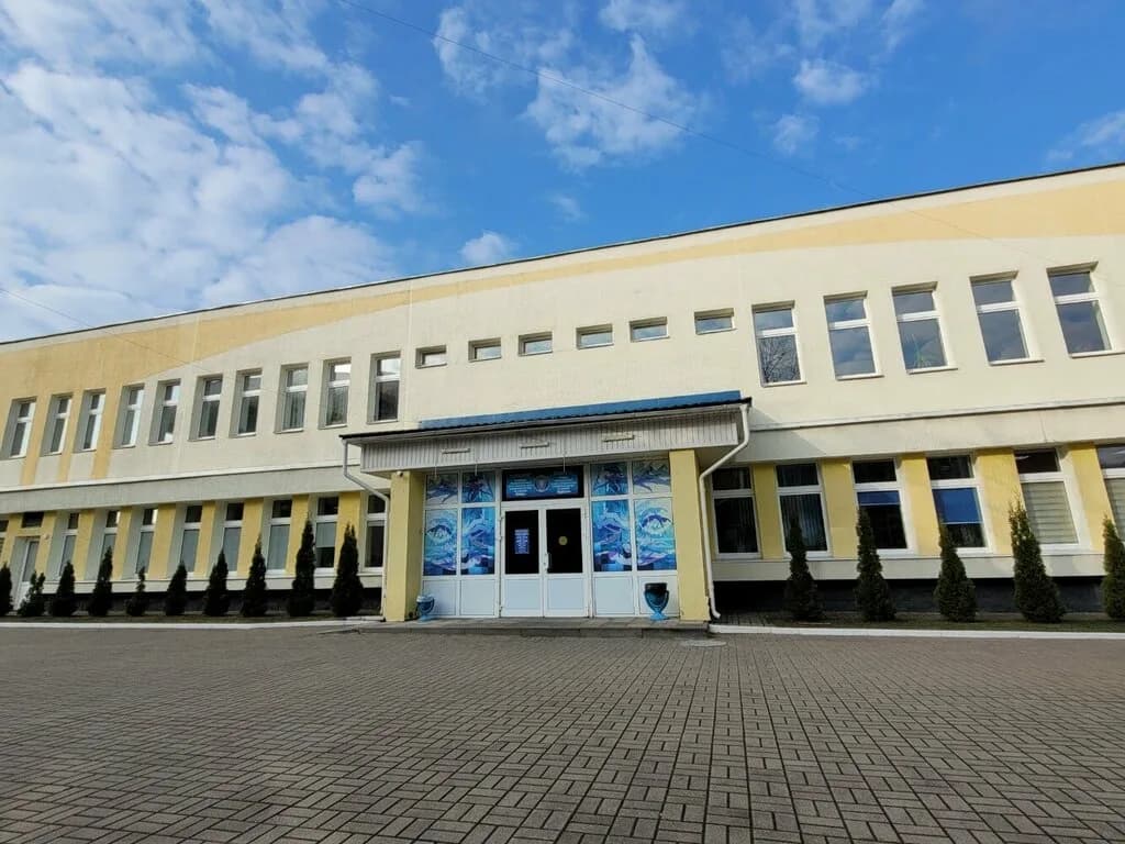 Бассейн «Янтарь»