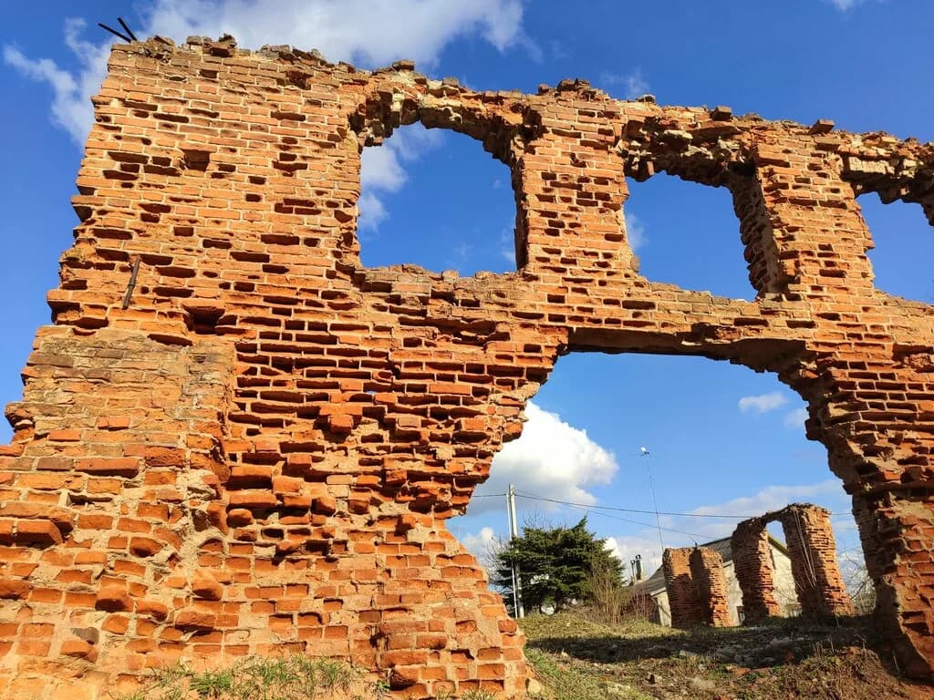 Руины синагоги — фото 3