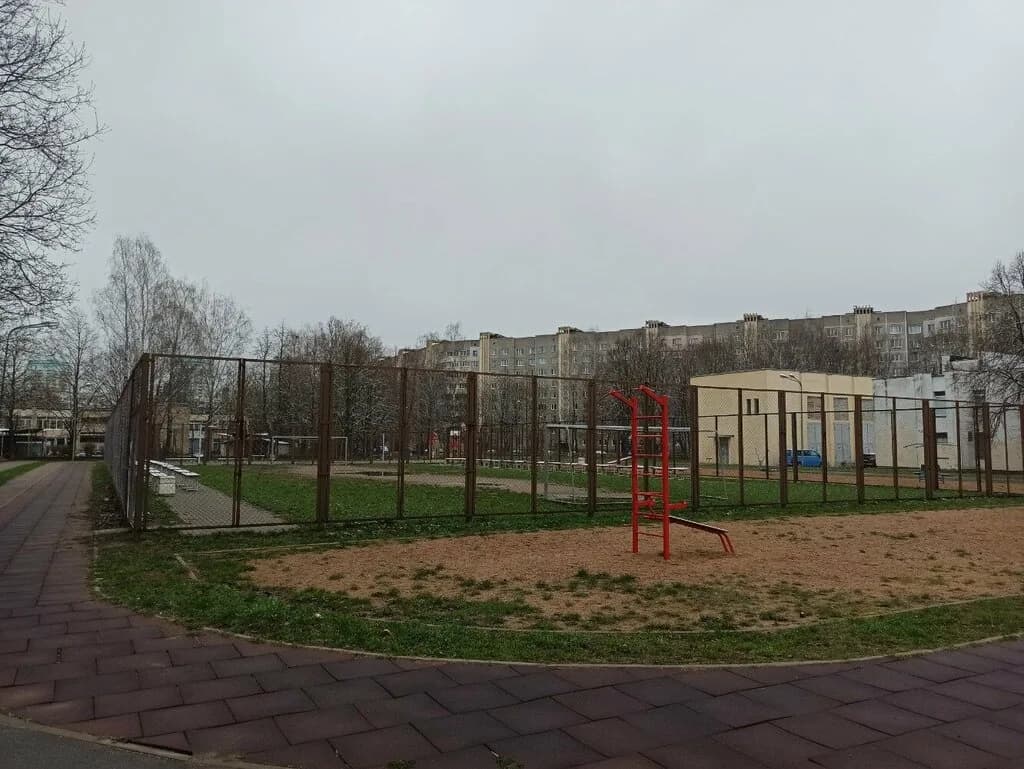 Футбольный стадион — фото 5