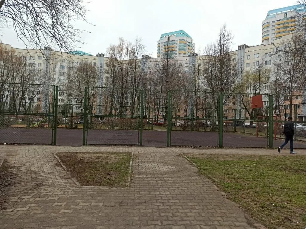 Баскетбольная площадка — фото 3