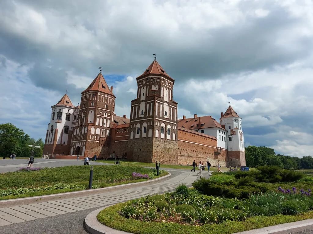 Туроператор «Виаполь»