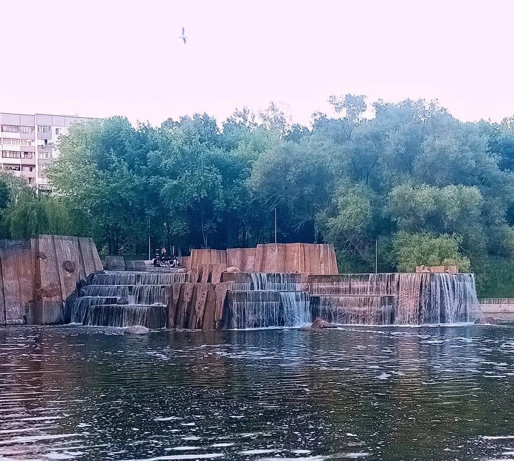 Искусственный водопад — фото 4
