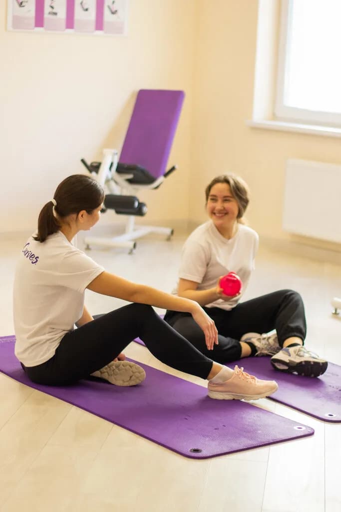 Фитнес-клуб для женщин «FitCurves (ФитКёрвс)» — фото 2