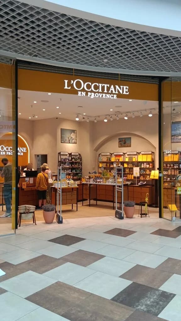 Магазин косметики и парфюмерии L'Occitane (Локситан)