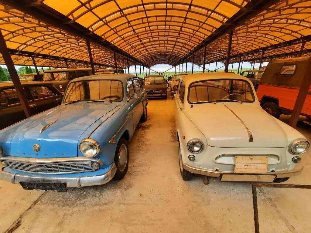 Коллекция ретро автомобилей
