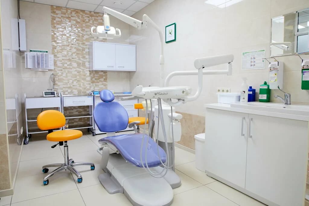 Стоматологический центр «IQ Dental Stream (АйКью Дентал Стрим)»