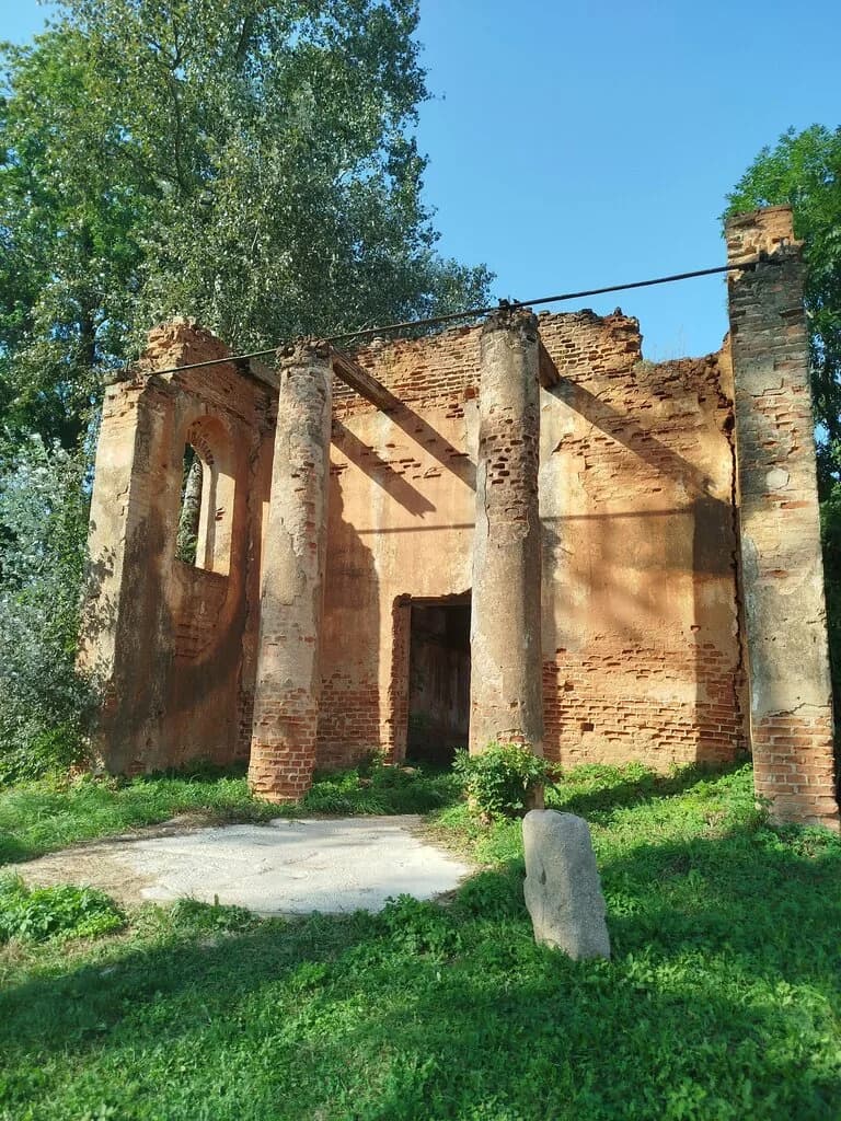 Церковь Петра и Павла — фото 2