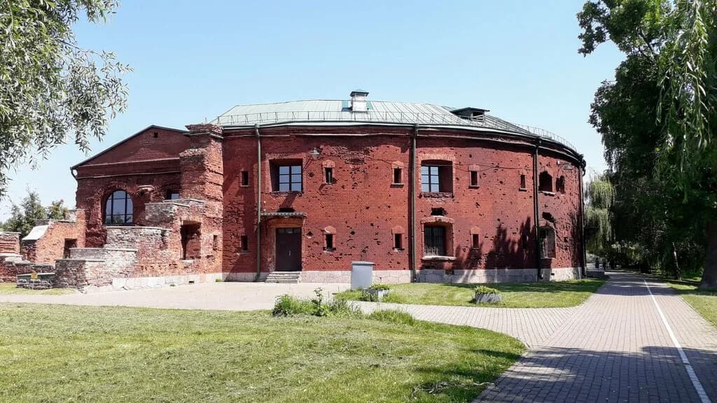 Юго-восточная полубашня