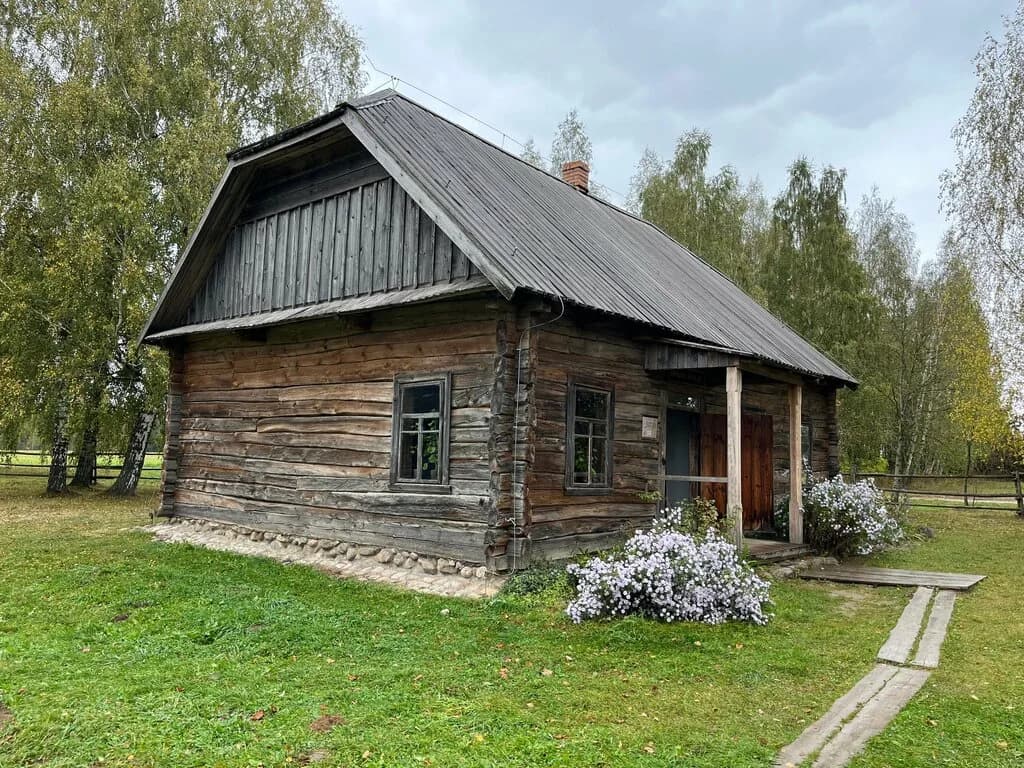 Школа из деревни Колодчино