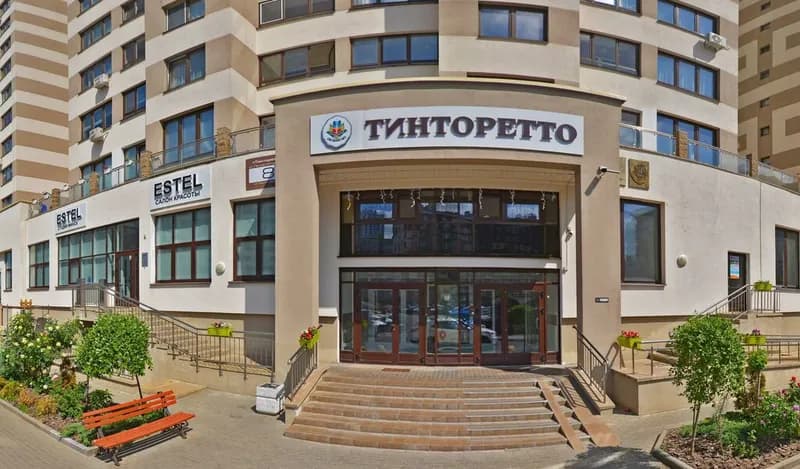 Апартаменты с отдельной спальней возле Национальной Библиотеки