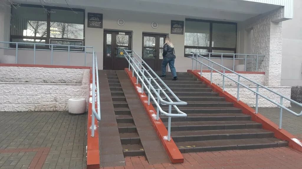 33-я Городская студенческая поликлиника, стоматологическое отделение — фото 5