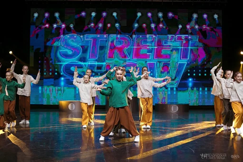 Double Twist Dance — фото 4