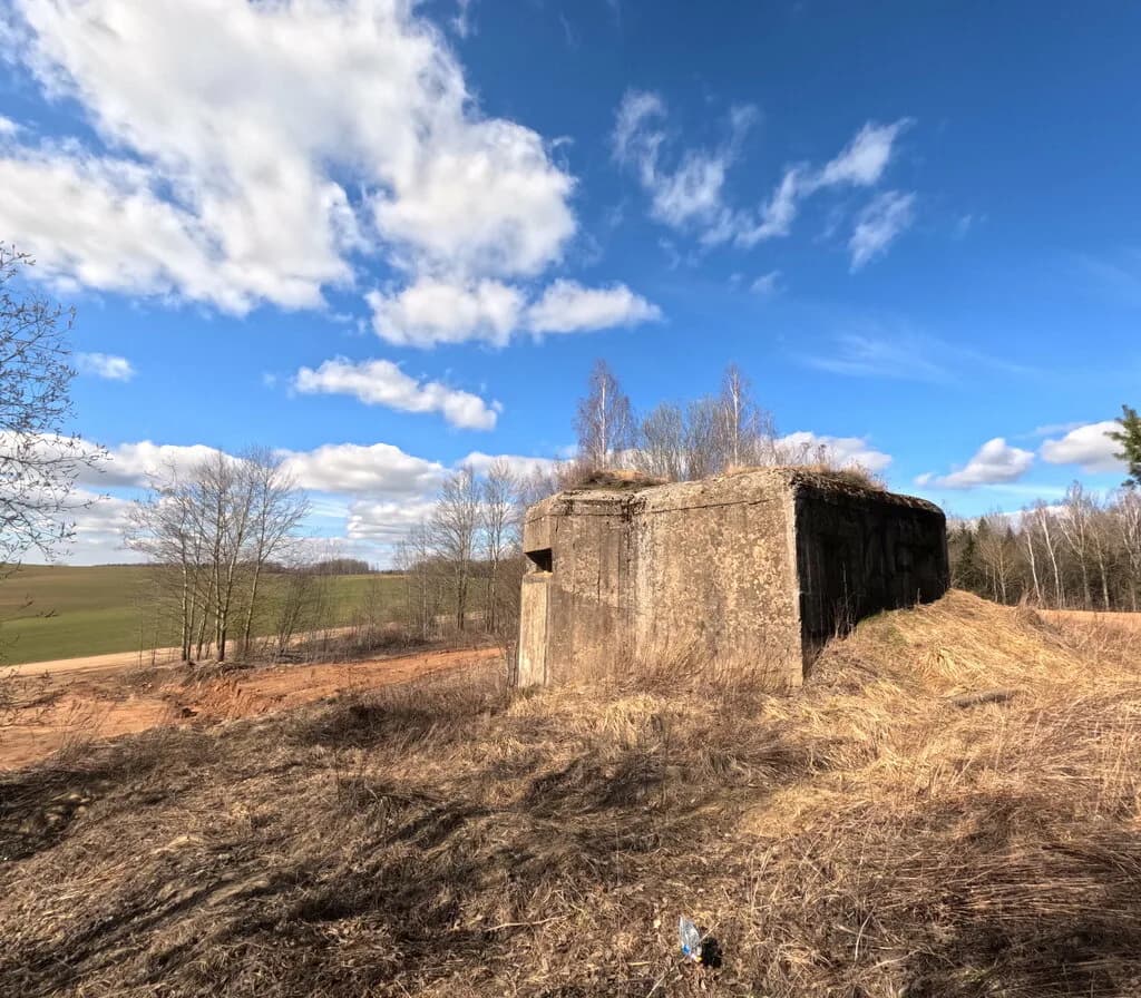 Долговременная огневая точка