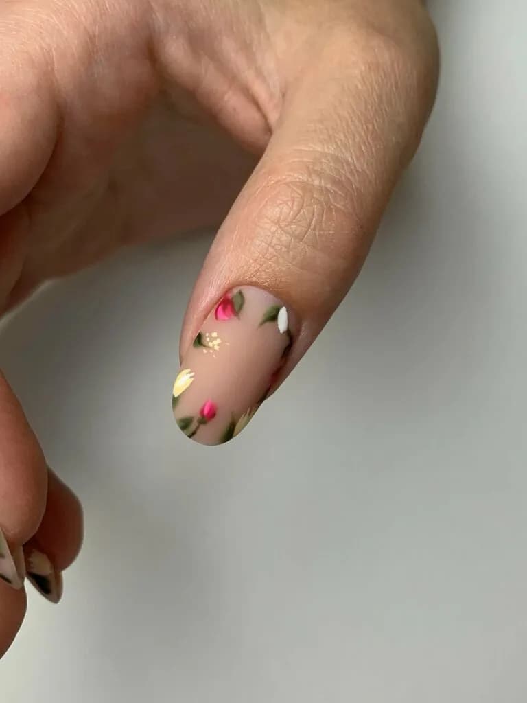 Mika. Nails. Minsk