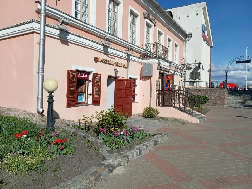 Прокат лодок и катамаранов